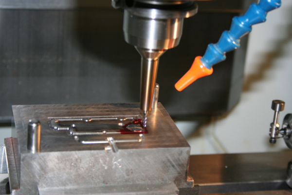 injection mold tooling